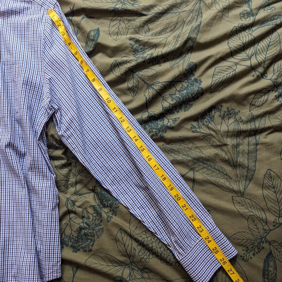 GAP Blue Gingham Men's Large Dress Shirt - Picture 4 of 5